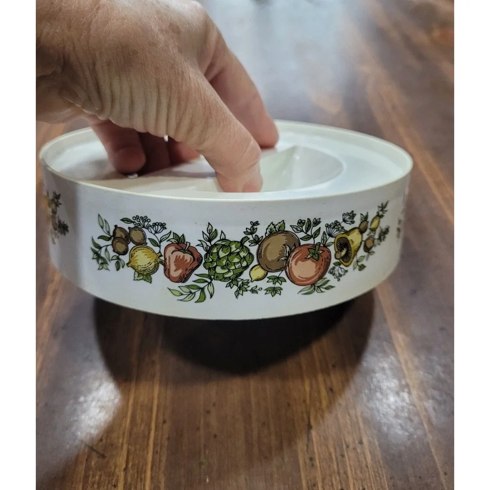 N/A vintage pyrex